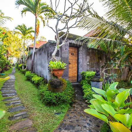 Asri Sari Villa Ubud Eksteriør billede